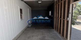 827 W. 22nd Street Gallery 21