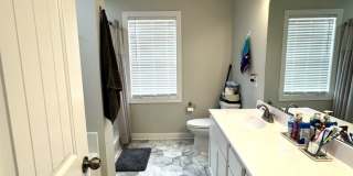 Beautiful Home! Convenient to Camp Lejeune! Gallery 21