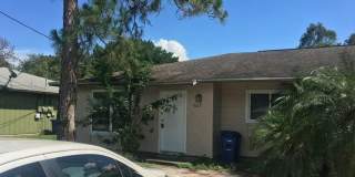 ** NORTH FORT MYERS 3 BEDROOMS\2 BATHS READY FOR A LONG TERM TENANT ** PET FRIENDLY ** Gallery 1