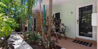 1117 Meridian Ave Gallery 1