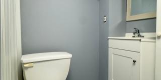 Charming 2 Bedroom/2 Bathroom Townhome in Dundalk, MD! Gallery 21