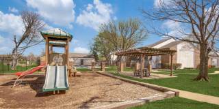 Holbrook Apartment Homes Gallery 28