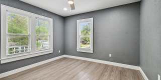 6810 N NAVIN AVENUE Gallery 38