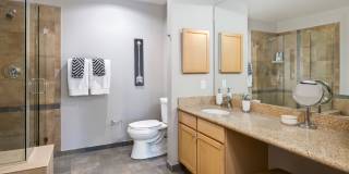 1600 Glenarm Gallery 17