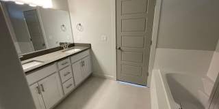 GET HALF OFF THE FIRST MONTHS RENT!!! GET HALF OFF THE FIRST MONTHS RENT!!! Gallery 24