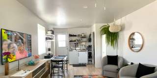 Charming Studio with Private Outdoor Space in Quiet Del Cerro Neighborhood Gallery 4
