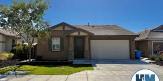 4 Bedroom Home in Hollister Gallery 1