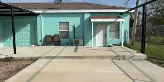 633 N Commercial Street N Gallery 1