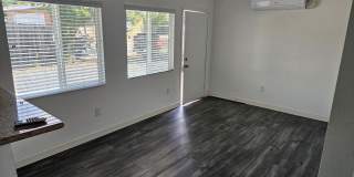 Wonderful 1 Bed 1 Bathroom Condo In Escondido - Call Today Gallery 7