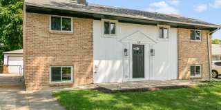 118 Windsor Ln, Glendale Heights, IL 60139 Gallery 1