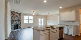 Gorgeous 4BR/2.5BA+Bonus executive home for lease in M'boro now! Triple Rockvale schools! Gallery 8