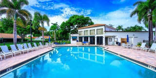 719 REEF POINT Cir Gallery 1