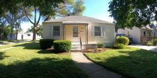 2 bed 1 bath Royal Oak ranch Gallery 1