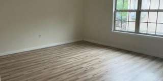 1217 W 11th Avenue Gallery 12