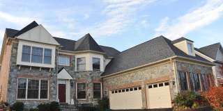 7582 VENTURE DR Gallery 1