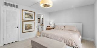 5480 N Ocean Drive Gallery 16