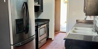 Great Town-Home!! Gallery 1