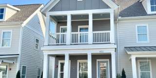 3 Bedroom, 2.5 Bathroom Home w/ 2 Car Garage in Downtown Franklin Gallery 1