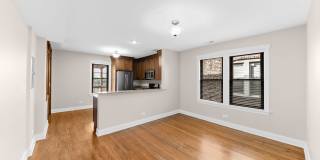 2-Bedroom Gem in Oak Park Historic District Gallery 9