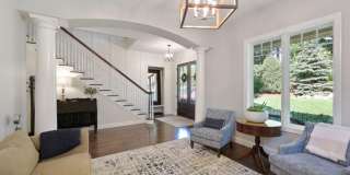 Luxury Living in Minnetonka – 6BR Home in Prime  Location Gallery 7