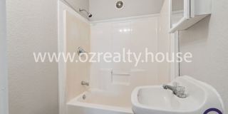 3907 Lagrange St Gallery 10