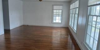 402 Crestwood Gallery 2