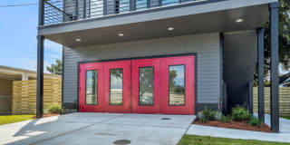 428 W Solidelle St Gallery 16