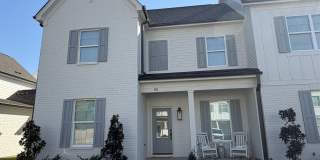 3BR/3.5BA For Rent Gallery 1