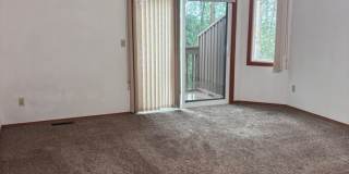 Wonderful Eagle River Home! Gallery 9
