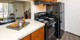 Diamond Lakes Apartment Homes Gallery 7