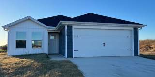 New Beginnings Start with AMRR: 3 Bedroom ready for move in! Gallery 1