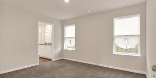 166 CHARMING FOREST Avenue Gallery 13
