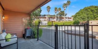 Darling Fully Furnished Condo Bathed in Natural Light Gallery 6
