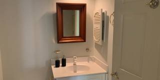 Room in 4 Bedroom Home at Presidents Dr Gallery 28
