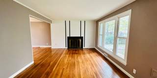 {7047} Prairie Village Ranch with Hardwood Floors + Large, Fenced Yard + 1 Car Garage Gallery 4