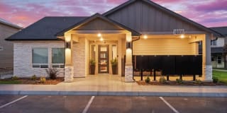Breckenridge Apartments Gallery 61