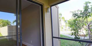 $250 OFF FIRST MONTH RENT!! Affordable & Newly Remodeled 1-Bedroom in the Heart of Fort Myers! Gallery 24