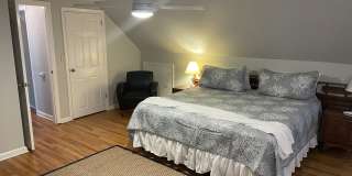 300 4th Avenue Gallery 38