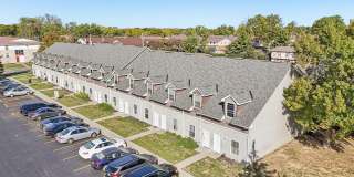 Village Court Apartments Gallery 26