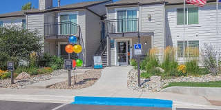 Ironwood at Palmer Park Apartments Gallery 9