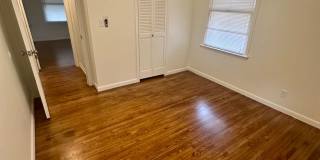 Updated Charming 3 bed 1-bath Gallery 9