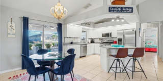 2727 SW 2nd Court Gallery 8