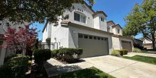 This is a pet-friendly home! 3 bed 2.5 bath 2 story home in gated community! 1105 Vista Pointe Circle San Ramon Gallery 1