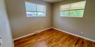 ** Move in Special** Spacious 3 bedroom, 1 bath Lakewood duplex with fenced in backyard available! Gallery 12