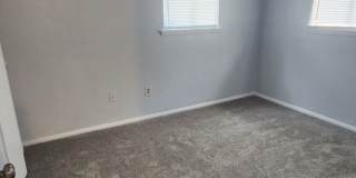 Very nice home located in the Eisenhower Village! NO PETS! Gallery 9