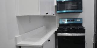 1811 W LOMBARD Street Gallery 8