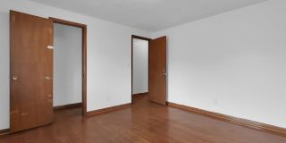 2 Bedroom Townhouse Apartment Gallery 18