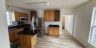 309 Griswold Street Gallery 7