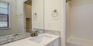 709 W 21st St Apt 206 Gallery 14