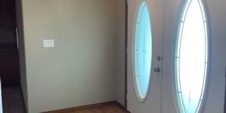 Quiet Peaceful 3 bedroom 2 bath Single Level home located in Central Point Gallery 6